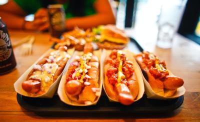 HOT DOG