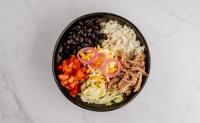 Burrito bowl s svinjino