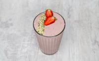 JAGODNI PROTEINSKI SMOOTHIE